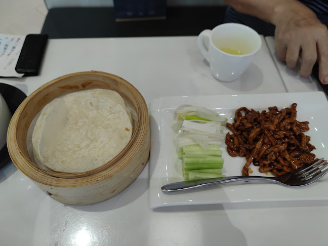 301 Upper Thomson Rd, #01-122/123, Singapore 574408