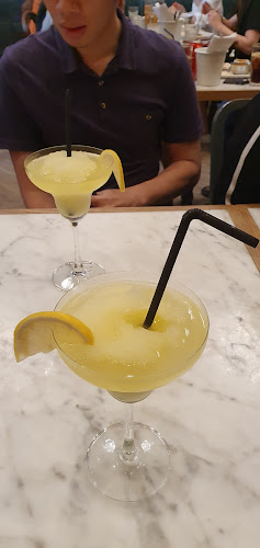 Comentarii opinii despre Zaffron Kitchen Star Vista