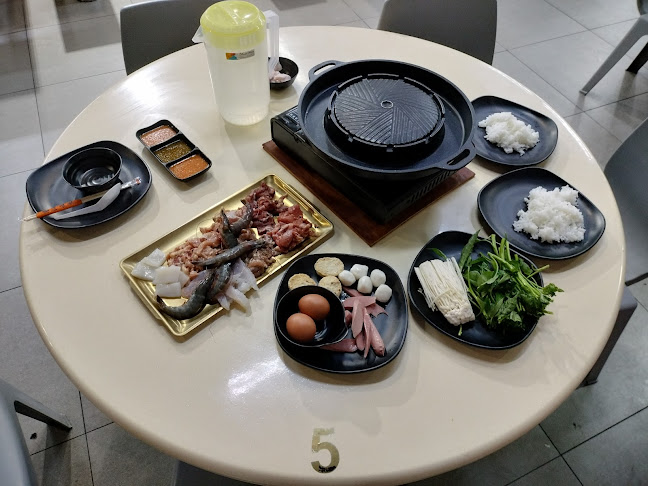 Super Thai Mookata - Hospitality and gastronomy