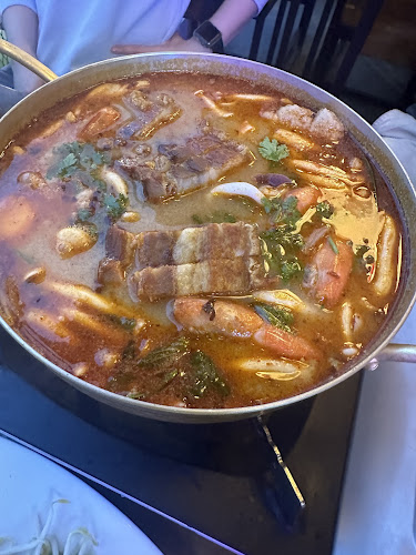 27 W Coast Hwy, #01-01, Singapore 117867