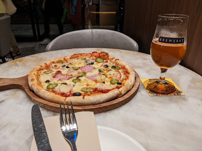 Opinii despre Brewerkz One Fullerton în Singapore - Hospitality and gastronomy