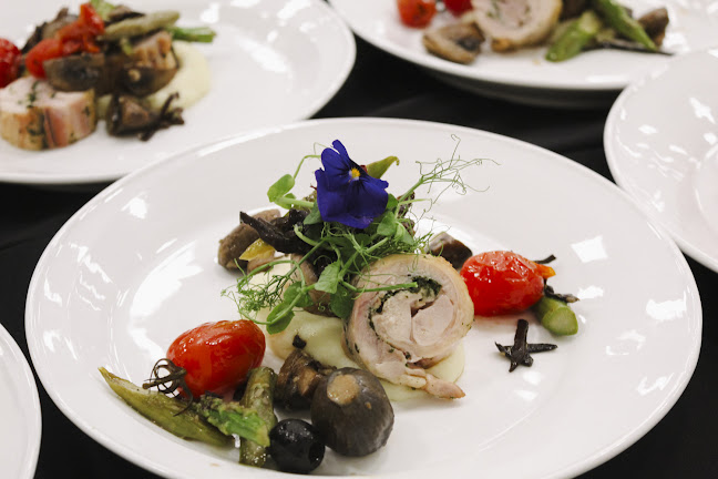 Opinii despre LUNA Concept în Singapore - Hospitality and gastronomy