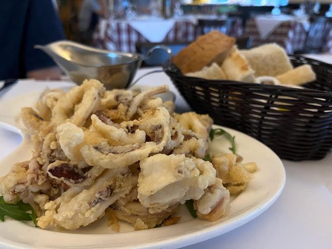 400 E Coast Rd, Singapore 428996