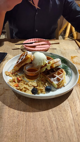 A Beautiful Day Café Tea Room + Cocktail Bar - Singapore