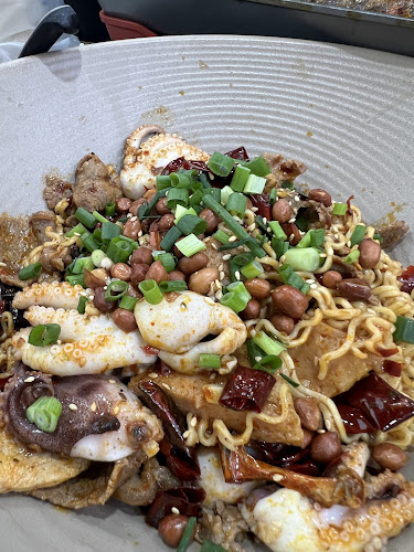 261 Serangoon Central, #01-15 Broadway Coffee Shop, Singapore 550261