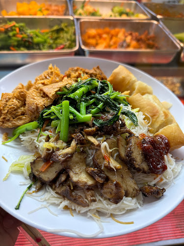 Wan Fu Shi Jie Vegetarian - Hospitality and gastronomy