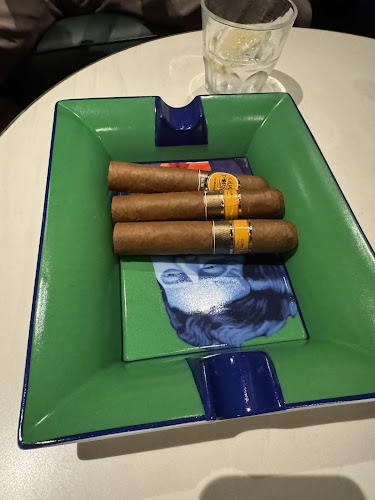 Opinii despre The Connoisseur Divan în Singapore - Hospitality and gastronomy