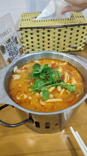 Mae Toi Mahasarakahm Thai restaurant - Singapore