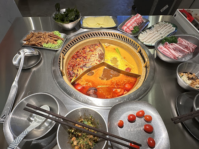 LAHU 辣虎 HOTPOT - Singapore