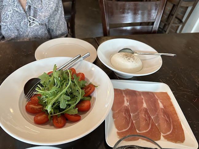 15 Jln Riang, #3, Singapore 358987