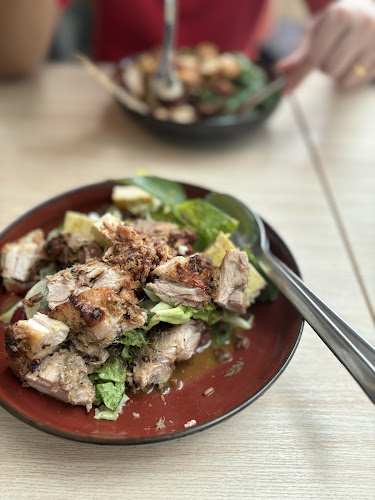 SaladStop! UE BizHub - Hospitality and gastronomy