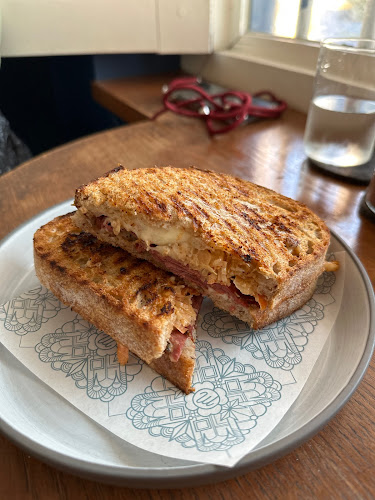 6 Ann Siang Hill, Singapore 069787