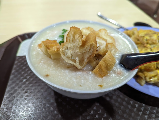 Yuhua Village Market and Food Centre