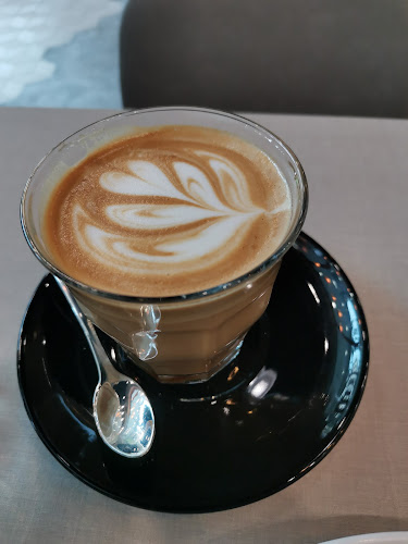 18 Yishun Ave 9, #01-04 Junction Nine, Singapore 768897