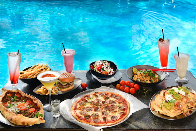 The Paddock Bistro - Poolside & Outdoor Dining - Singapore