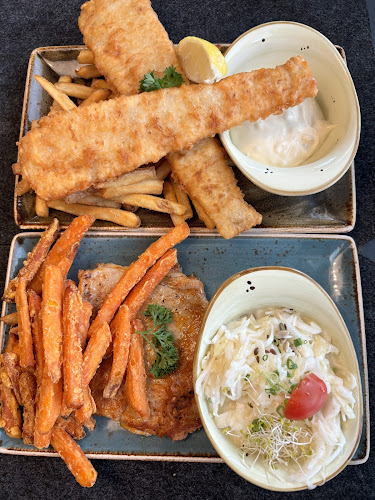 SERVUS German Burger Grill | VIVOCITY - Singapore