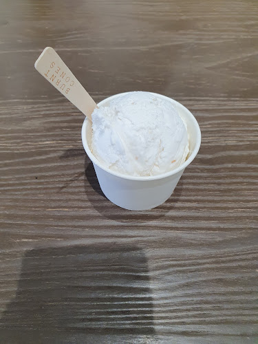 Comentarii opinii despre Burnt Cones Gelato (Sunset Way)