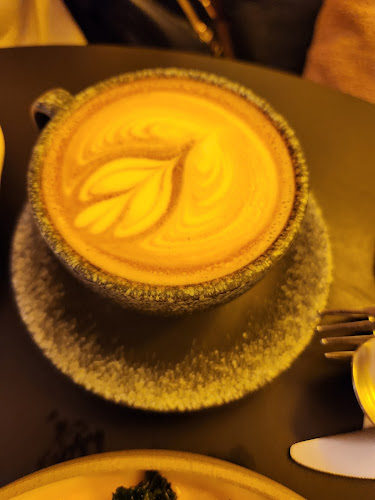 Little Rogue Coffee - Hospitality and gastronomy