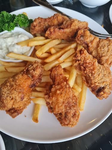 Comentarii opinii despre georges @ Changi (Seafix Restaurant)