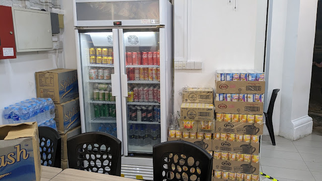 ALADDIN'S CASTLE - RACE COURSE ROAD - Hospitality and gastronomy