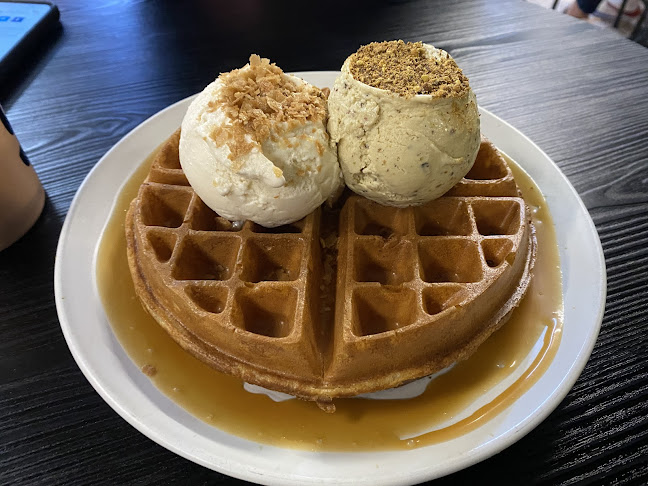 hay, gelato. - Singapore