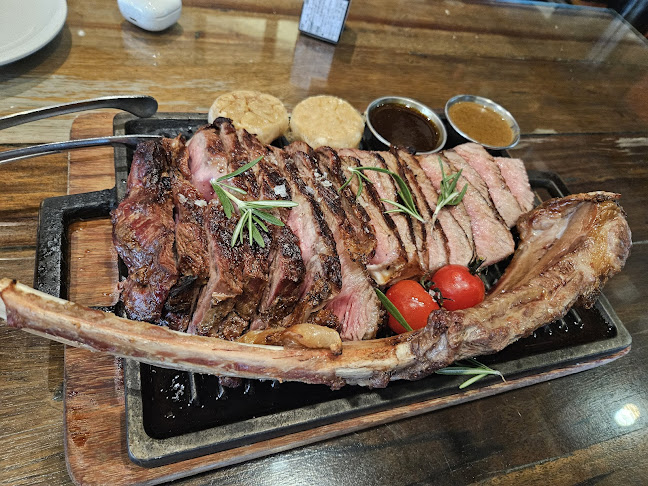 1 HarbourFront Walk, #01-161/162 Vivocity, Singapore 098585