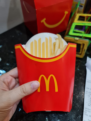 Opinii despre McDonald's Buangkok Square în Singapore - Hospitality and gastronomy