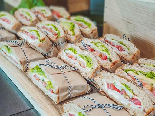 Comentarii opinii despre The Plattering Co.