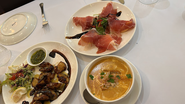 201 Telok Kurau Rd, #01-06, Singapore 423910