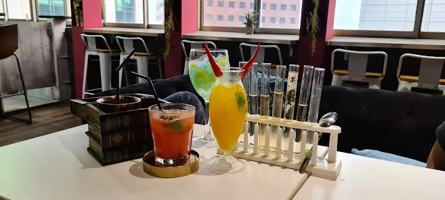 Comentarii opinii despre Wanderlost Lounge - By The Halal Mixologist