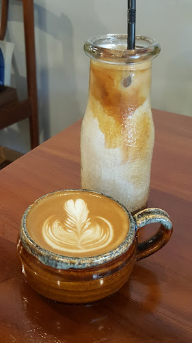 Comentarii opinii despre Tiong Hoe Specialty Coffee