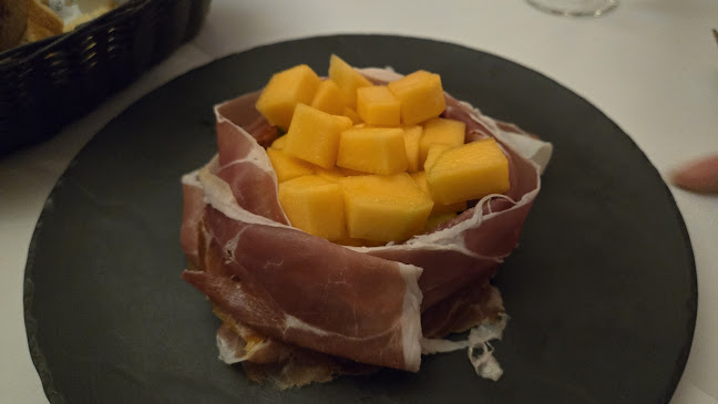 400 E Coast Rd, Singapore 428996