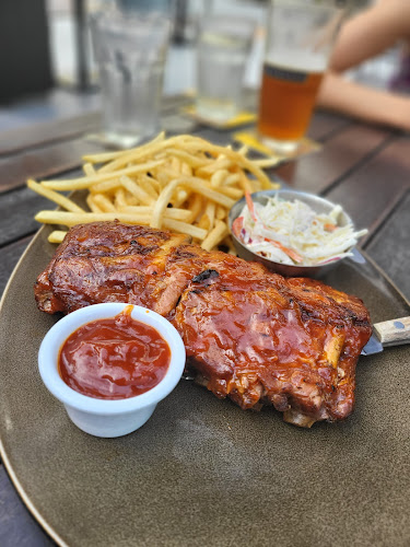 Opinii despre Brewerkz Orchard Rendezvous Hotel în Singapore - Hospitality and gastronomy