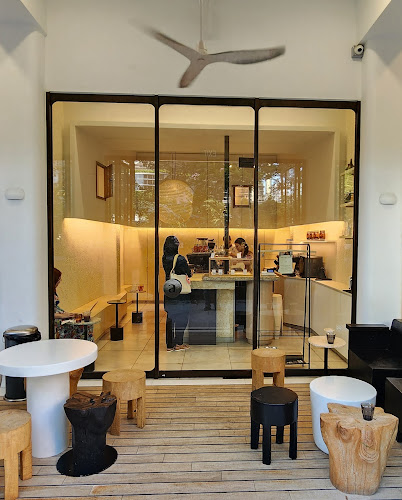 370 Alexandra Rd, #01-13A Anchorpoint, Singapore 159953