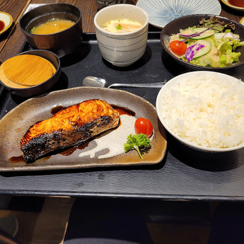 112 Yio Chu Kang Rd, Singapore 545580