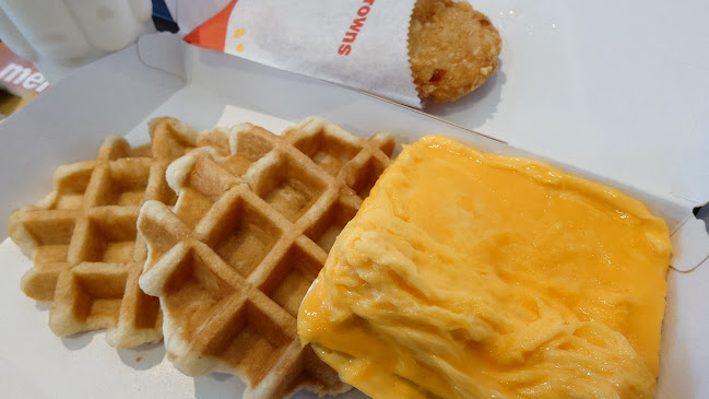 McDonald's Eastpoint Mall - Hospitality and gastronomy