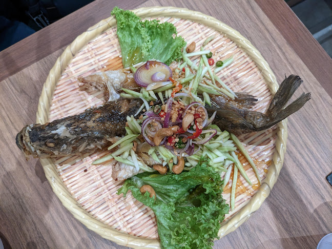 16 Lor Mambong, Singapore 277677