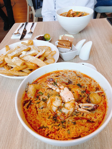 Sky22 @ Courtyard by Marriott - Singapore