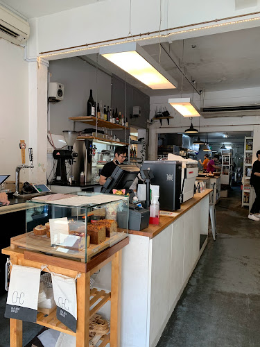 Comentarii opinii despre PöONSTI