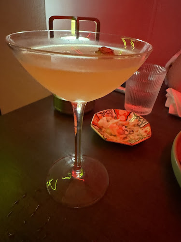 Cha Chaan Teng - Hospitality and gastronomy