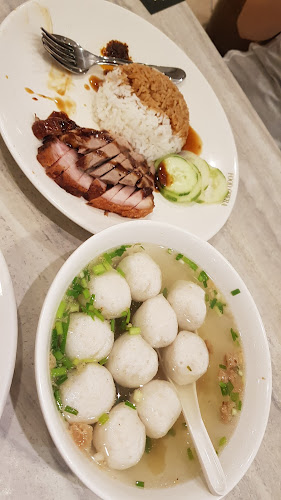 2 Orchard Turn, #B4 - 03 / 04, Singapore 238801