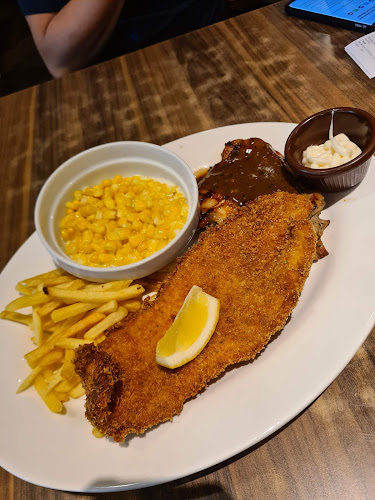 604 Sembawang Rd, #B1-12/13/14 Sembawang Shopping Centre, Singapore 758459