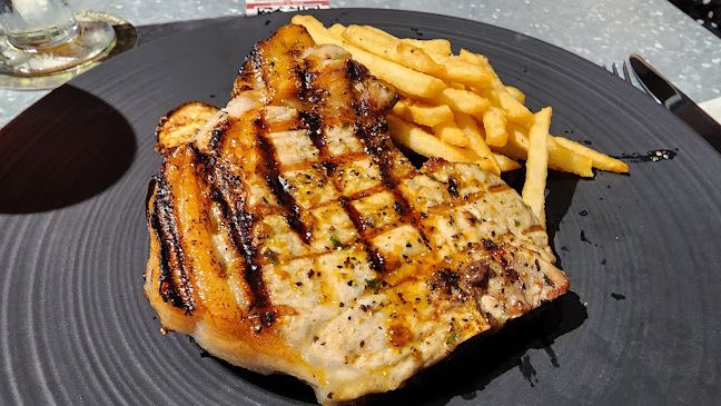 Comentarii opinii despre iSTEAKS @ Star Vista