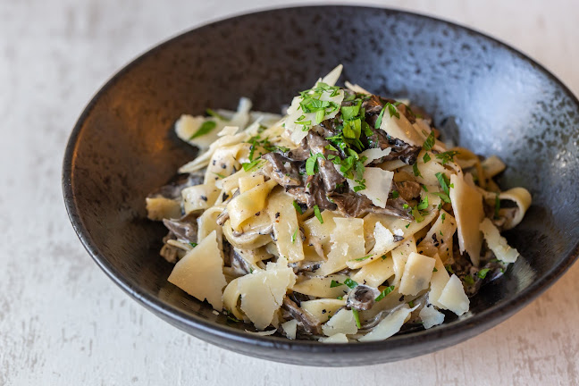 Opinii despre Plank Sourdough Pizza - Serangoon Garden în Singapore - Hospitality and gastronomy