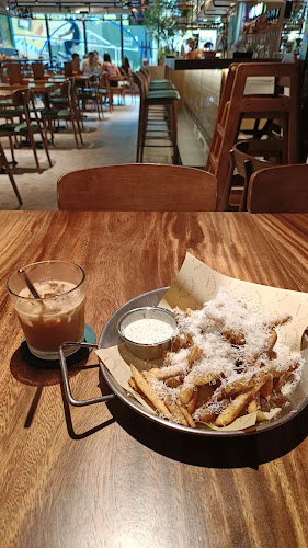 Surrey Hills Grocer - Woodleigh Mall (Pet Friendly) - Singapore