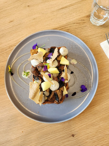 211 Holland Ave, #04-03 Holland Road Shopping Centre停车, Singapore 278967