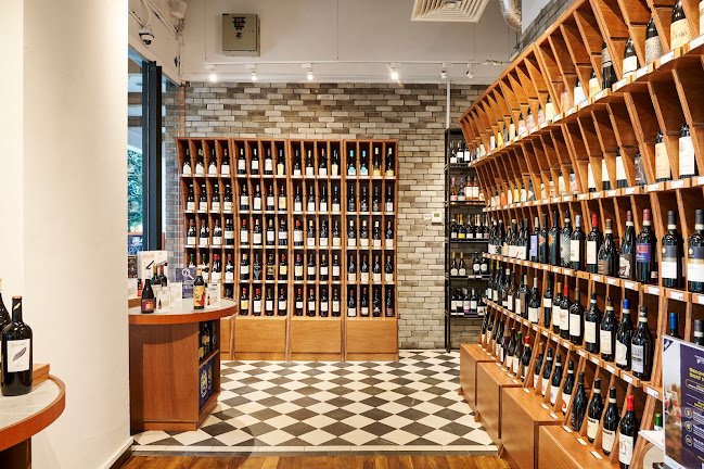 Opinii despre The Straits Wine Company în Singapore - Hospitality and gastronomy