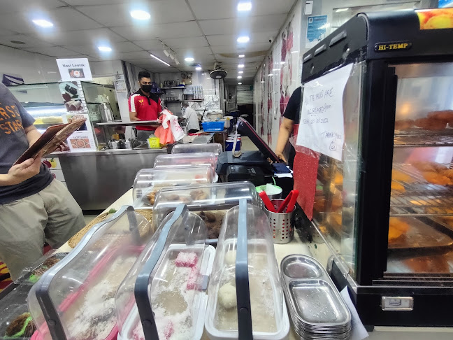 Comentarii opinii despre Dynamic Dining House & Catering Pte Ltd.