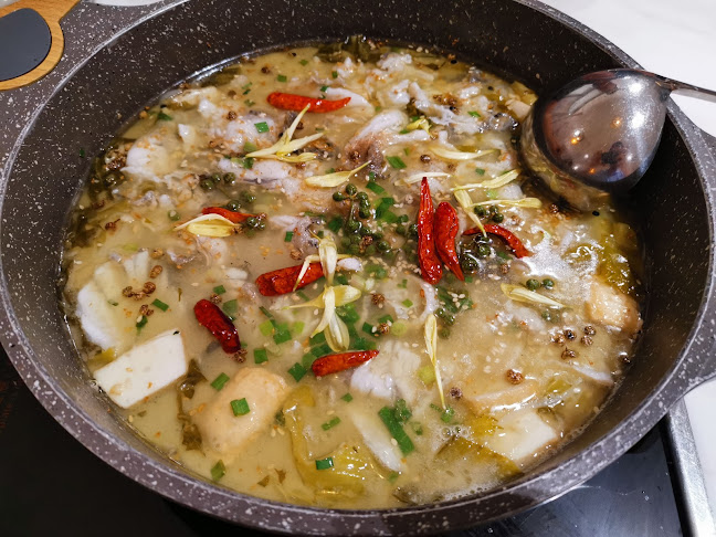 Comentarii opinii despre Qi Lai Feng 齐来丰鱼庄 Chinese Restaurant