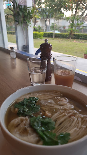 Opinii despre Loving Nature Fortunate Coffee Cafe SG în Singapore - Hospitality and gastronomy